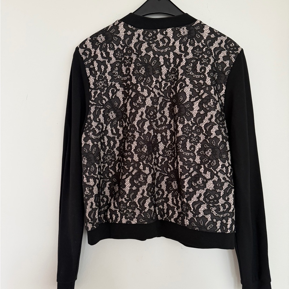Elegant Black Lace Detail Jacket💫 Black Mini Clutch is gift💫 - Picture 4 of 12
